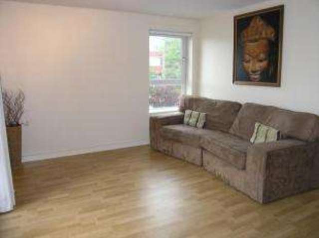  Image of 2 bedroom Flat for sale in Broompark Circus Dennistoun Glasgow G31 at Dennistoun Glasgow Glasgow, G31 2JF
