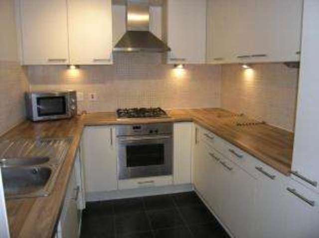  Image of 2 bedroom Flat for sale in Broompark Circus Dennistoun Glasgow G31 at Dennistoun Glasgow Glasgow, G31 2JF