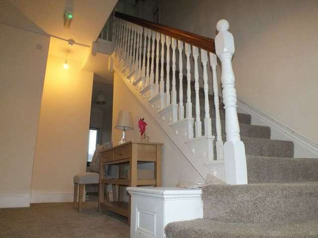  Image of 1 bedroom Detached house to rent in Brownlow Road Reading RG1 at Reading Berkshire Reading, RG1 6NP