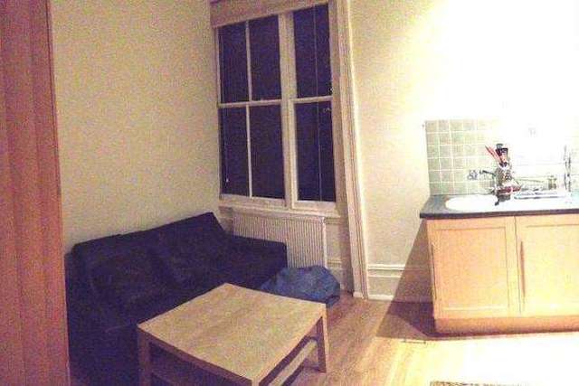  Image of Studio flat to rent in Buckland Crescent London NW3 at Belsize Park London Belsize Park, NW3 5DX