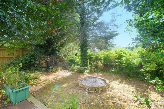 Image of 4 bedroom Detached house for sale in Burcot Park Burcot Abingdon OX14 at Burcot Park  Burcot, OX14 3DH