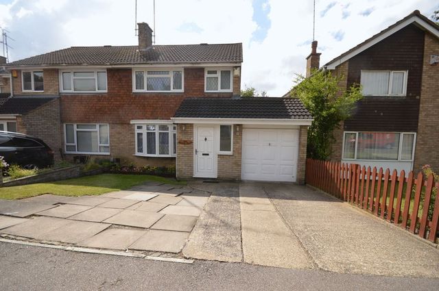  Image of 3 bedroom Semi-Detached house for sale in Butely Road Luton LU4 at Butely Road  Luton, LU4 9EW