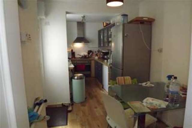  Image of 1 bedroom Flat to rent in Cambridge Road Hove BN3 at Hove, BN3 1DE