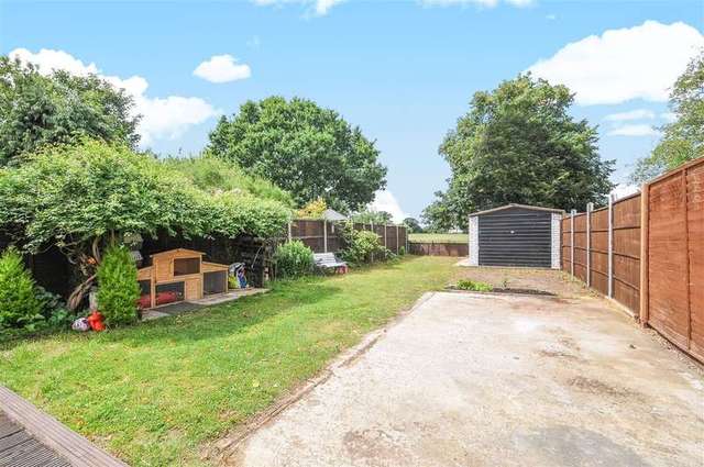  Image of 5 bedroom End of Terrace for sale in Cannon Hill Lane London SW20 at Raynes Park, SW20 9BY
