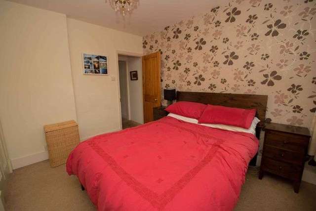  Image of 3 bedroom Terraced house for sale in Cannon Street St. Albans AL3 at Cannon Street  St. Albans, AL3 5JS