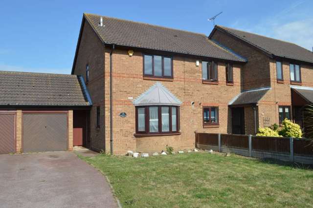  Image of 3 bedroom Semi-Detached house to rent in Caversham Avenue Shoeburyness Southend-on-Sea SS3 at Caversham Avenue North Shoebury Southend On Sea, SS3 8TX