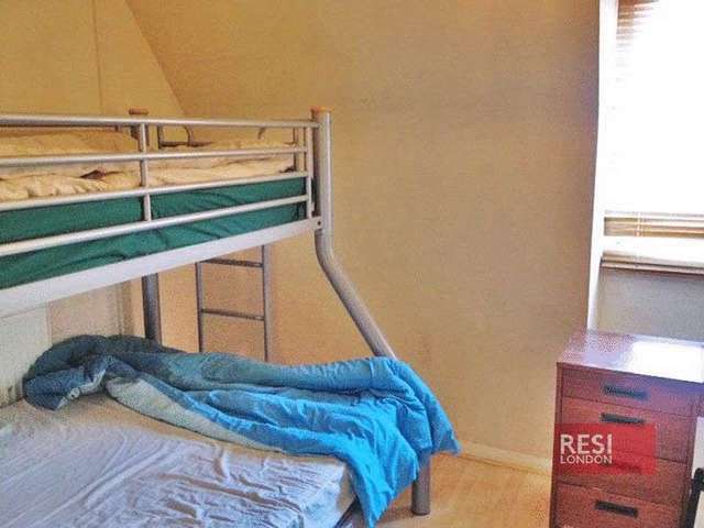  Image of 3 bedroom Flat to rent in Chalton Street London NW1 at Chalton Street  London, NW1 1HR