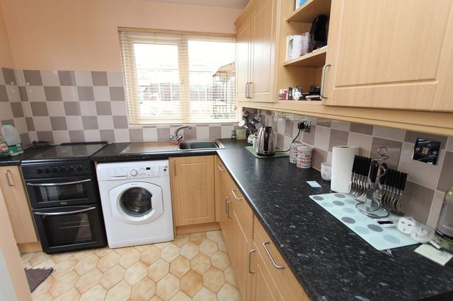  Image of 3 bedroom Semi-Detached house for sale in Devon Drive Chandler