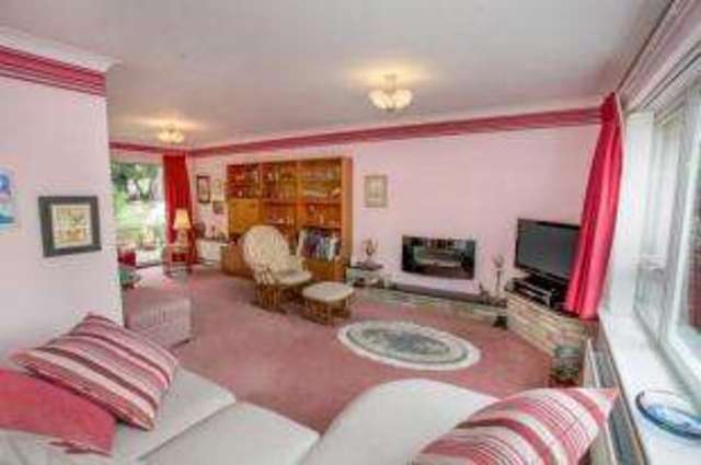  Image of 4 bedroom Detached house for sale in Thornbury Wood Chandler
