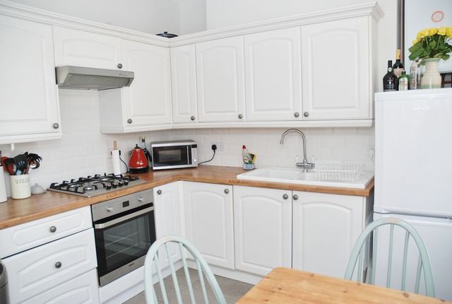  Image of 2 bedroom Terraced house to rent in Chapel Way Plymouth PL3 at Chapel Way Higher Compton Plymouth, PL3 5EF