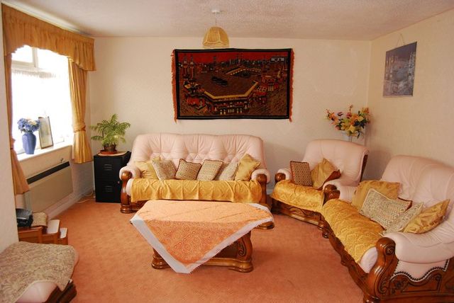  Image of 4 bedroom Detached house for sale in Chesterfield Road St. Andrews Bristol BS6 at Chesterfield Road St. Andrews Bristol, BS6 5DW