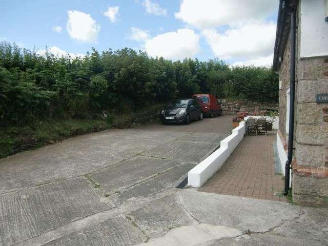  Image of 5 bedroom Detached house for sale in Chilsworthy Gunnislake PL18 at Chilsworthy, PL18 9PB
