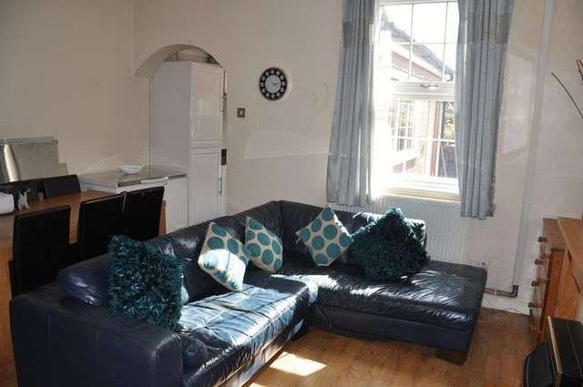  Image of 3 bedroom Terraced house for sale in Chorley Road Blackrod Bolton BL6 at Chorley Road Blackrod Bolton, BL6 5LJ