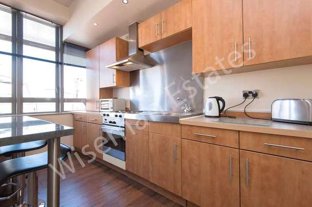  Image of 1 bedroom Apartment to rent in City Road London EC1V at City Road  London, EC1V 2PQ