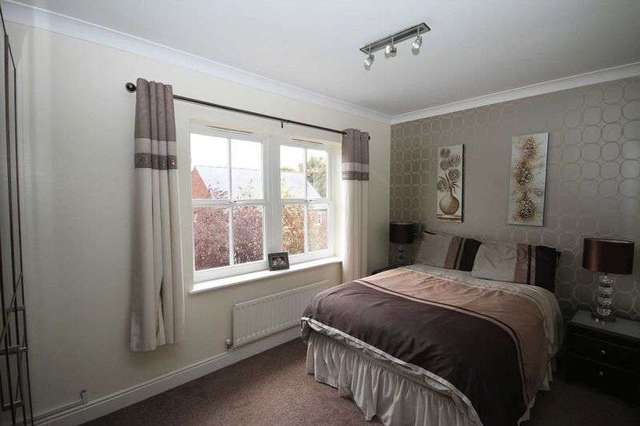  Image of 4 bedroom Detached house to rent in Clarence Gate Woodford Green IG8 at Clarence Gate  Woodford Green, IG8 8GN