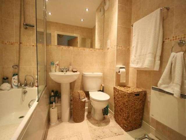  Image of 2 bedroom Flat for sale in Clough Gardens Haslingden Rossendale BB4 at Clough Gardens Haslingden Rossendale, BB4 5AP