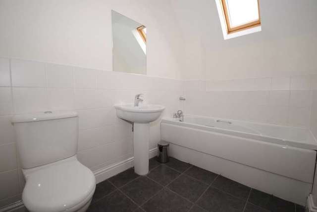  Image of 3 bedroom Detached house to rent in Clumber Close Loughborough LE11 at Loughborough, LE11 2UB