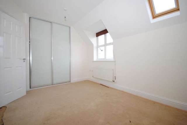  Image of 3 bedroom Detached house to rent in Clumber Close Loughborough LE11 at Loughborough, LE11 2UB