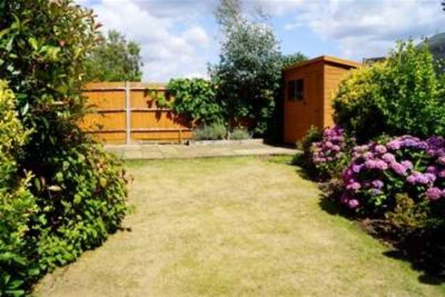  Image of 3 bedroom Property to rent in White Lion Gate Cobham KT11 at Cobham, KT11 1AQ