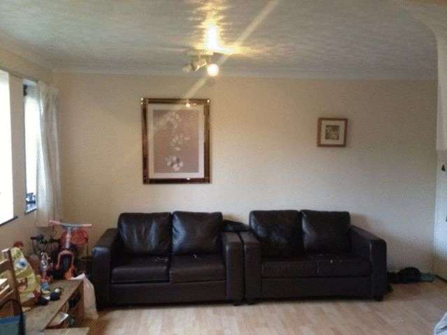  Image of 2 bedroom Flat to rent in Codling Close London E1W at Codling Close  London, E1W 2UX