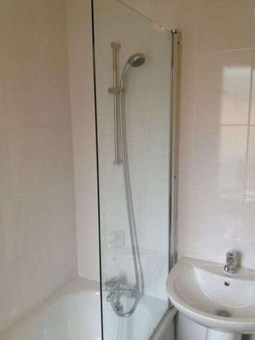  Image of 2 bedroom Flat to rent in Codling Close London E1W at Codling Close  London, E1W 2UX