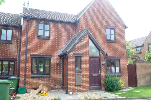  Image of 2 bedroom Terraced house to rent in Coney Grange Warfield Bracknell RG42 at Warfield  Bracknell, RG42 2PN