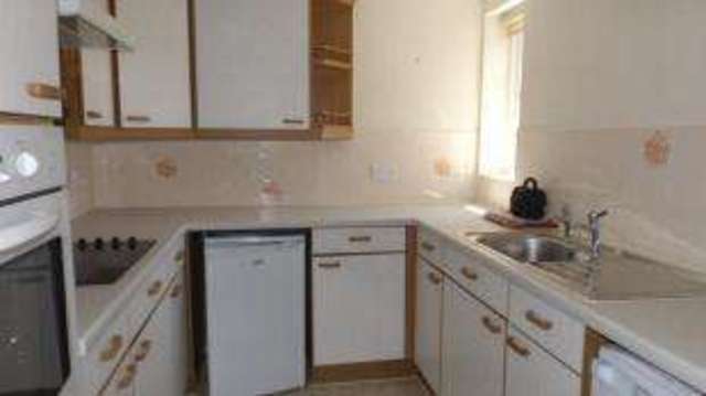  Image of 1 bedroom Retirement Property for sale in Connaught Avenue Frinton-on-Sea CO13 at Connaught Avenue Frinton-on-Sea Frinton-on-Sea, CO13 9LZ