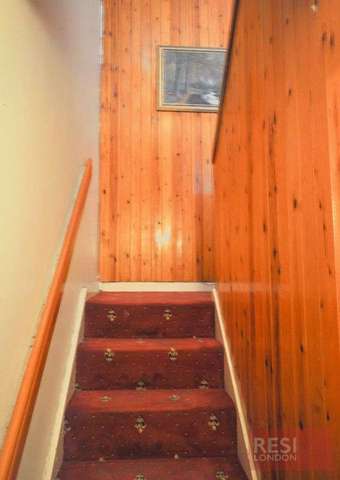  Image of 4 bedroom Flat to rent in Coopers Lane London NW1 at Coopers Lane  London, NW1 1HA
