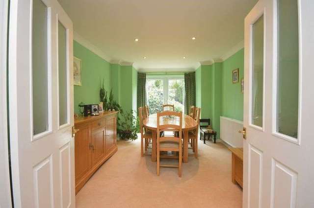  Image of 4 bedroom Detached house for sale in Crabtree Copse Peatmoor Swindon SN5 at Crabtree Copse  Swindon, SN5 5AU