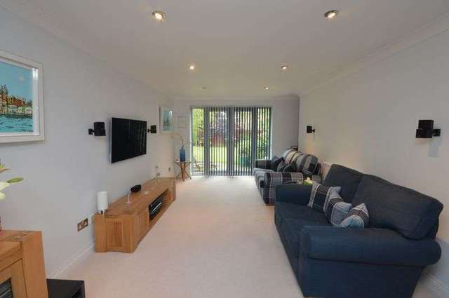  Image of 4 bedroom Detached house for sale in Crabtree Copse Peatmoor Swindon SN5 at Crabtree Copse  Swindon, SN5 5AU