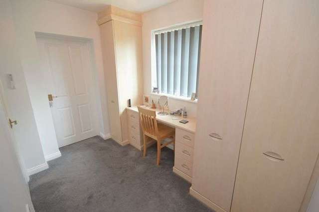  Image of 4 bedroom Detached house for sale in Crabtree Copse Peatmoor Swindon SN5 at Crabtree Copse  Swindon, SN5 5AU