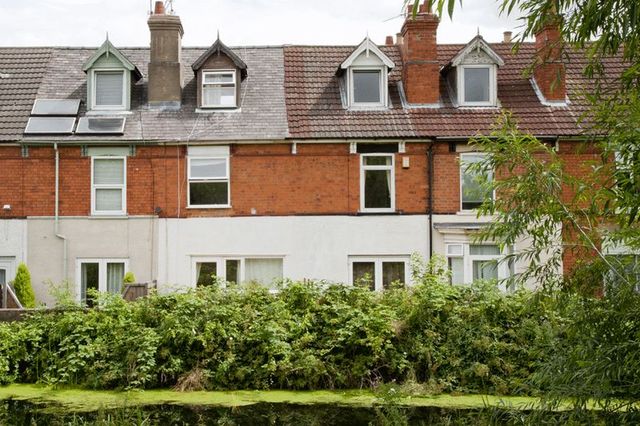  Image of 4 bedroom Detached house to rent in Cranwell Street Lincoln LN5 at Cranwell Street  Lincoln, LN5 8BH
