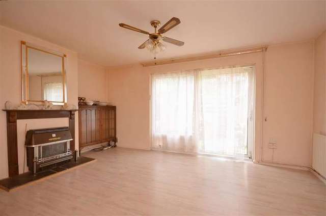  Image of 3 bedroom Terraced house for sale in Crisp Road Lewes BN7 at Lewes East Sussex Lewes, BN7 2TX