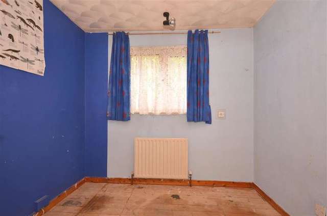  Image of 3 bedroom Terraced house for sale in Crisp Road Lewes BN7 at Lewes East Sussex Lewes, BN7 2TX