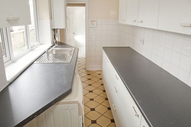  Image of 1 bedroom Property to rent in Cross Street Lincoln LN5 at Cross Street  Lincoln, LN5 7LT