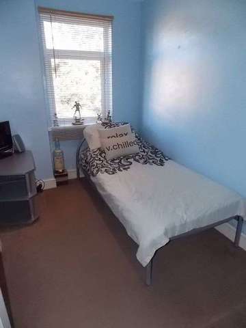  Image of 3 bedroom Terraced house to rent in Crown Lane Horwich Bolton BL6 at Crown Lane Horwich Bolton, BL6 7QR