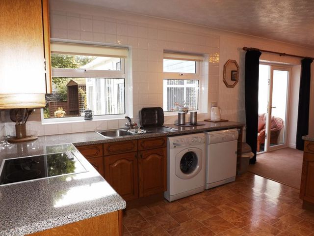  Image of 3 bedroom Detached house for sale in Dale Garth Market Weighton York YO43 at Dale Garth Market Weighton York, YO43 3QN