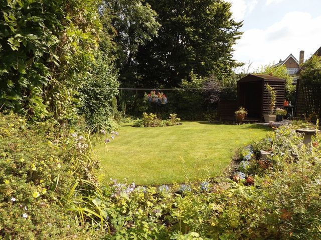  Image of 3 bedroom Detached house for sale in Dale Garth Market Weighton York YO43 at Dale Garth Market Weighton York, YO43 3QN