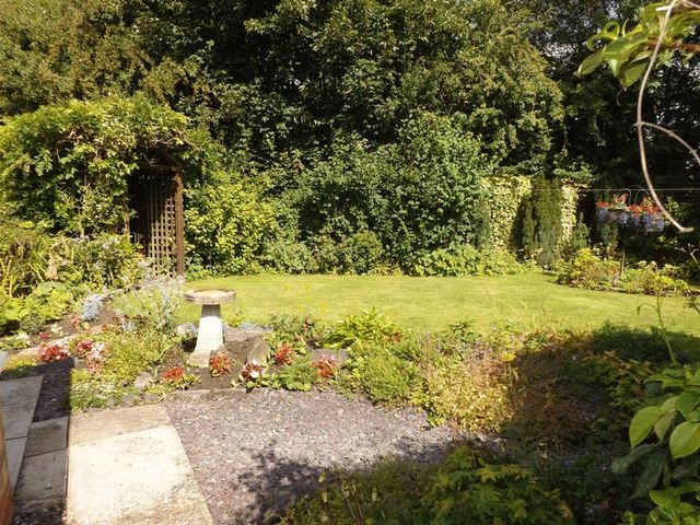  Image of 3 bedroom Detached house for sale in Dale Garth Market Weighton York YO43 at Dale Garth Market Weighton York, YO43 3QN