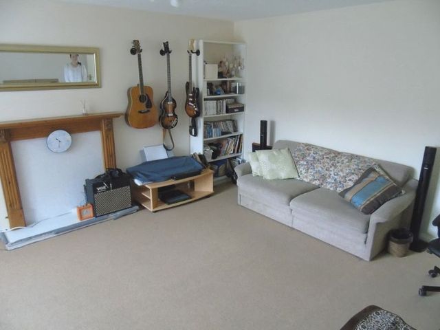  Image of 3 bedroom Detached house to rent in Damaskfield Warndon Worcester WR4 at Damaskfield  Worcester, WR4 0HY