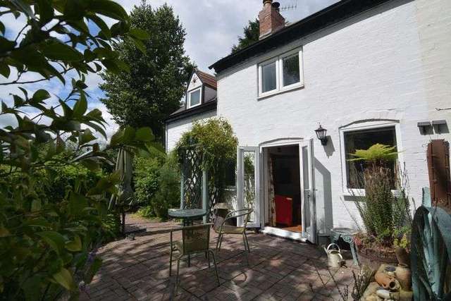  Image of 2 bedroom Cottage for sale in Dayhouse Bank Romsley Halesowen B62 at Dayhouse Bank Romsley Halesowen, B62 0EU