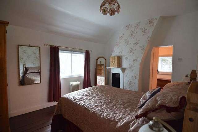  Image of 2 bedroom Cottage for sale in Dayhouse Bank Romsley Halesowen B62 at Dayhouse Bank Romsley Halesowen, B62 0EU