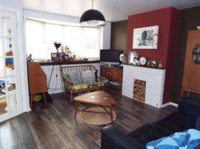 Image of 2 bedroom Bungalow for sale in Derwent Drive Bletchley Milton Keynes MK3 at Bletchley Milton Keynes Bletchley, MK3 7BE