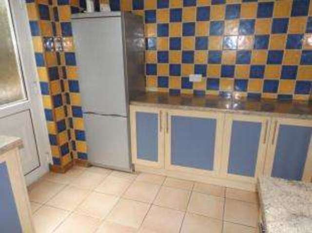  Image of 3 bedroom Semi-Detached house for sale in Devon Road Luton LU2 at Luton Bedfordshire Stopsley, LU2 0RZ