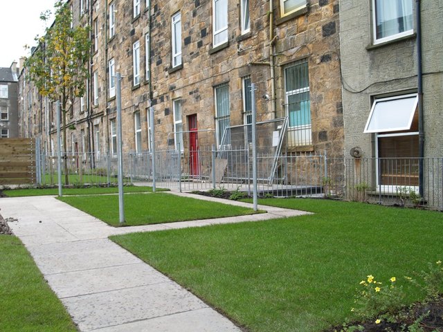  Image of 4 bedroom Flat to rent in Dixon Avenue Glasgow G42 at Govanhill Glasgow Glasgow, G42 8EN