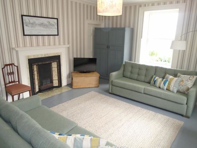  Image of 4 bedroom Detached house to rent in Clachnaharry Road Inverness IV3 at Inverness Highland Highland, IV3 8LS