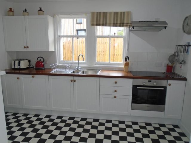  Image of 4 bedroom Detached house to rent in Clachnaharry Road Inverness IV3 at Inverness Highland Highland, IV3 8LS