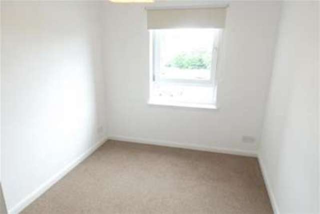  Image of 2 bedroom Flat to rent in Eaglesham Court East Kilbride Glasgow G75 at Glasgow, G75 8GS
