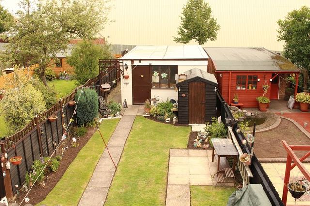  Image of 3 bedroom Terraced house for sale in Eastcotes Coventry CV4 at Eastcotes  Coventry, CV4 9AT