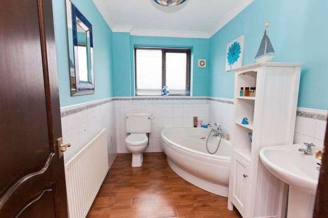  Image of 4 bedroom Detached house for sale in Eastwood Rise Eastwood Leigh-on-Sea SS9 at Eastwood Rise  Leigh-On-Sea, SS9 5BU